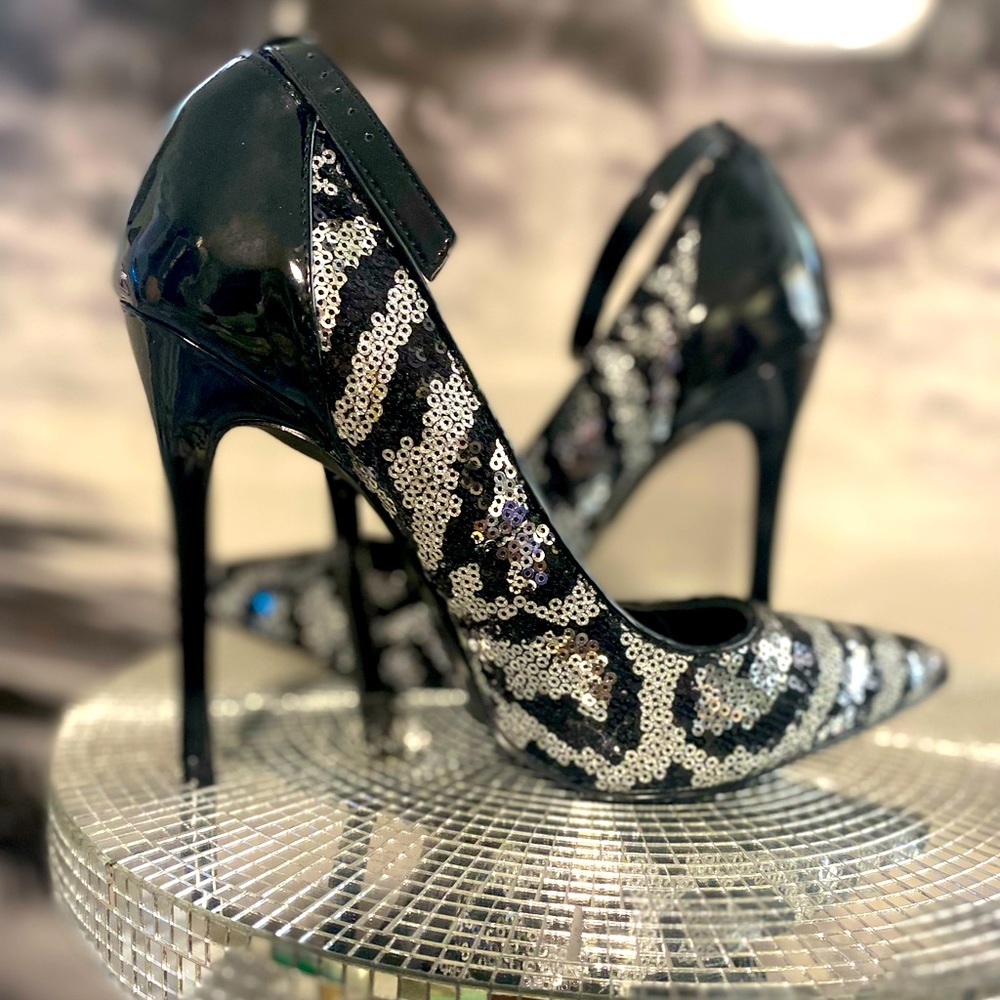 Black and Silver Sequin Heels 8.5 Scene Weaver
